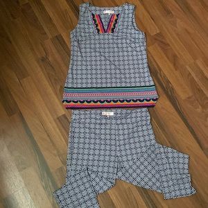 Jude Connally Outfit